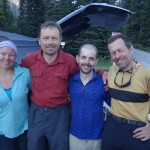 Даша, Букреев, Игорь Слепчин и Юлик у машины после спуска с гор.