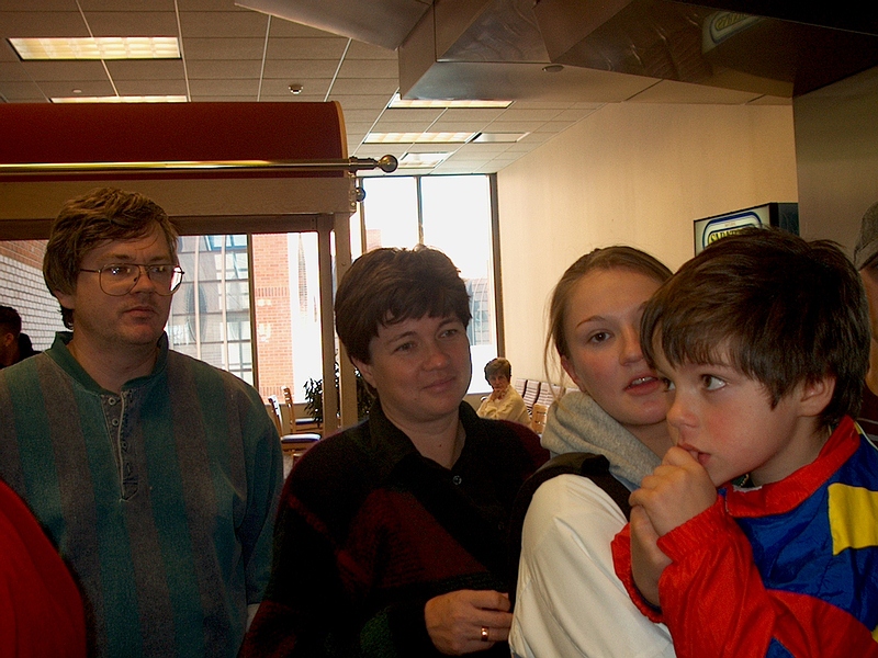 Airport_Family.jpg