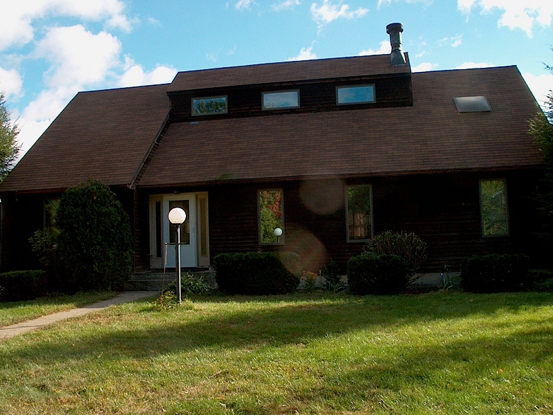 Albany_House_Front.jpg